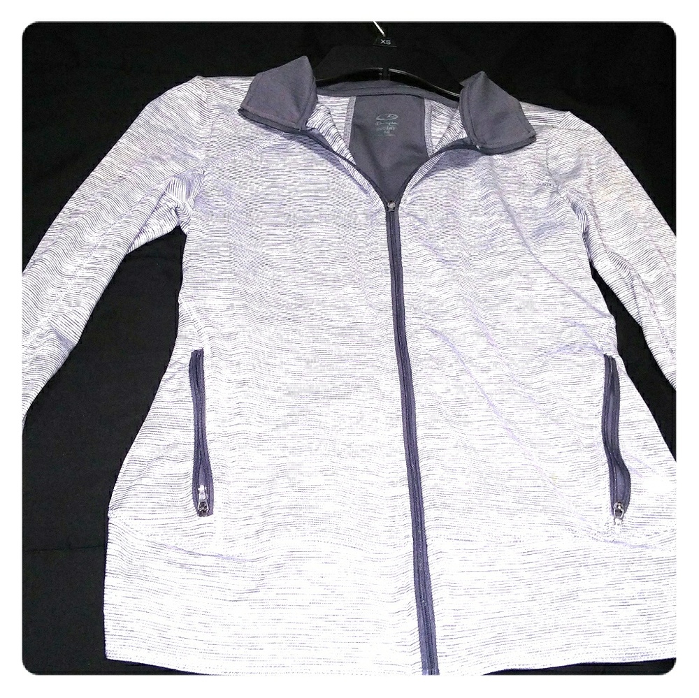 Athletic long sleeve